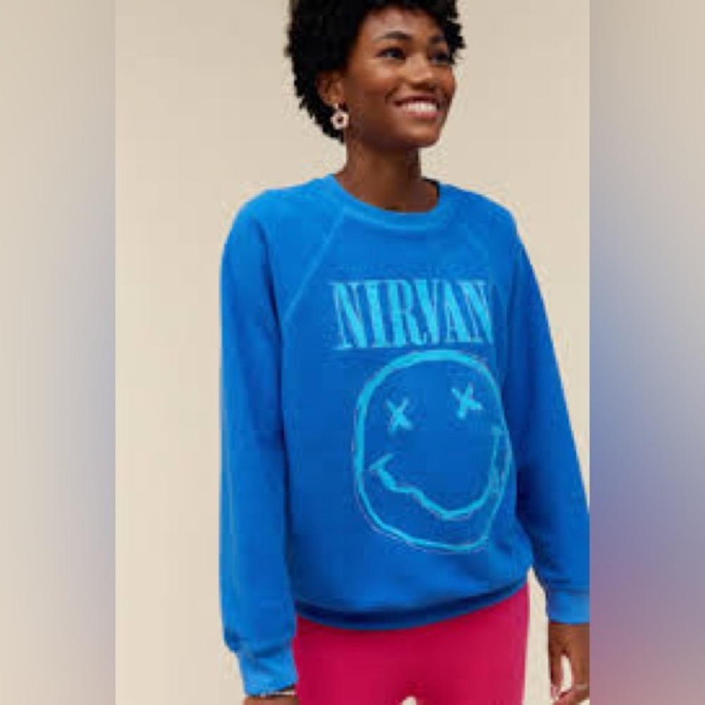 Daydreamer Nirvana Smiley Reverse Raglan Sweatshi… - image 1